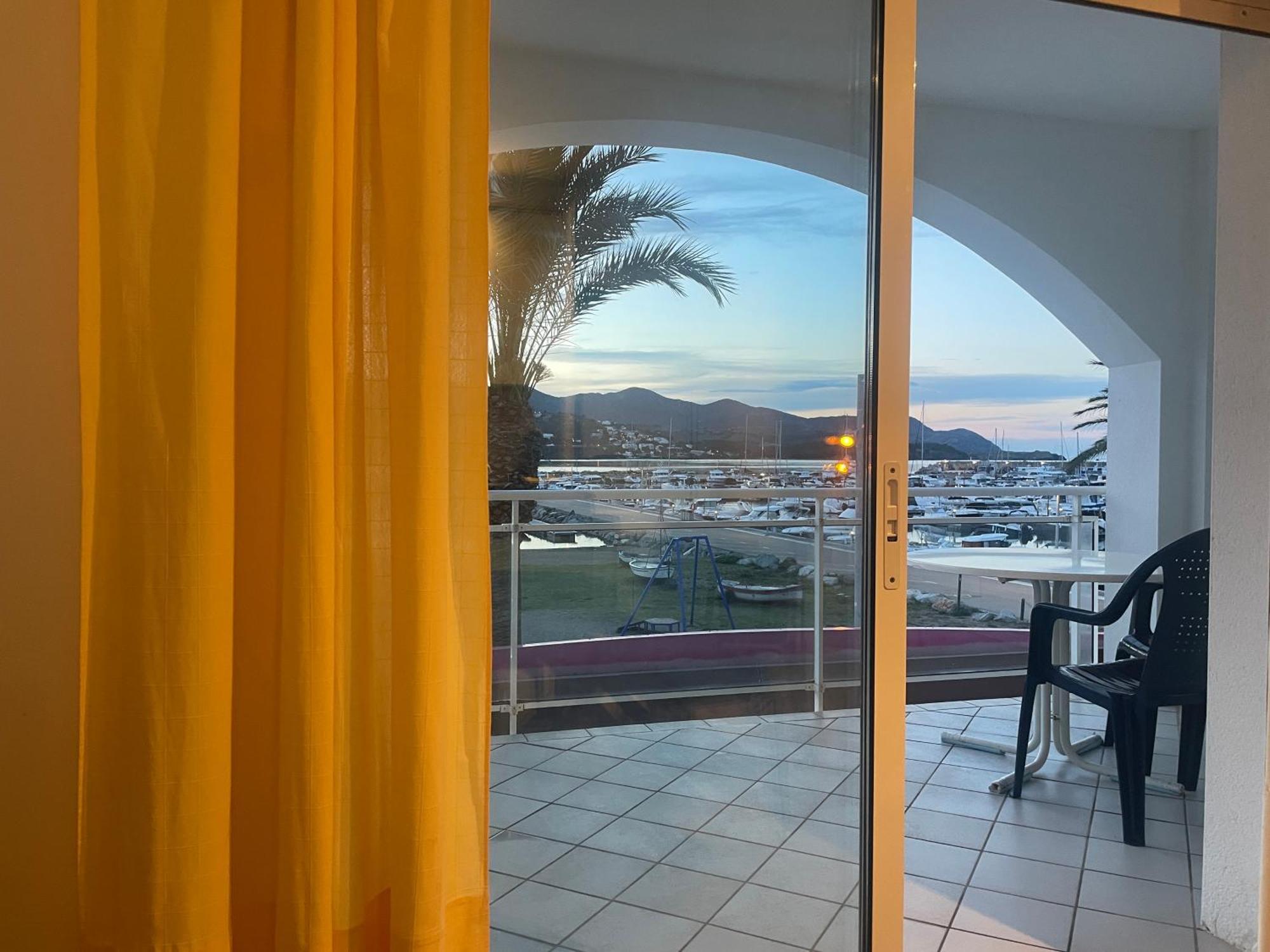 Llança Platja Del Port 아파트 외부 사진