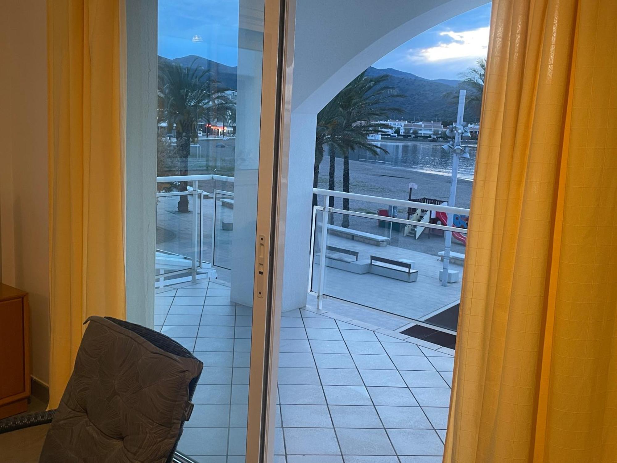Llança Platja Del Port 아파트 외부 사진