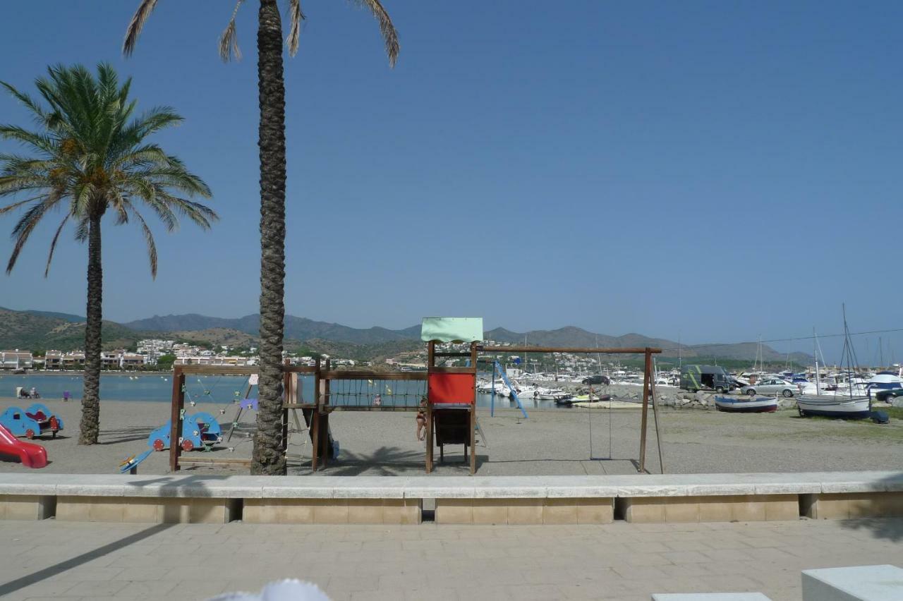 Llança Platja Del Port 아파트 외부 사진